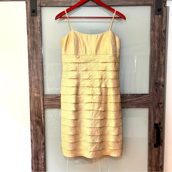 Jessica Howard Dresses & Skirts - Jessica Howard 90’s Y2K Spaghetti Strap Cocktail Prom Dress 12P Gold Tiered